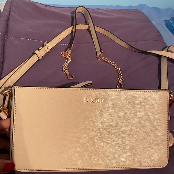 DKNY crossbody bag - Picture 1 of 3